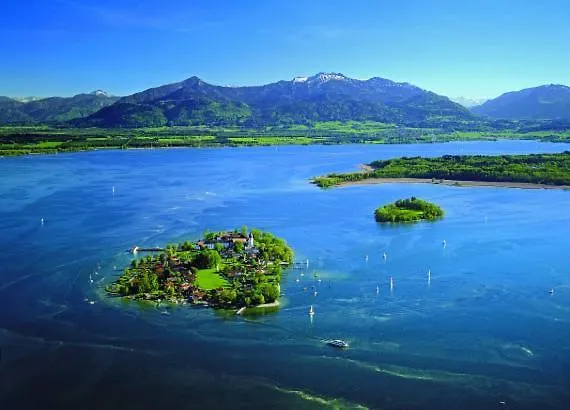 Chiemseenest - Romantische Am Chiemsee Mit Sommer Seezugang Apartment Chieming