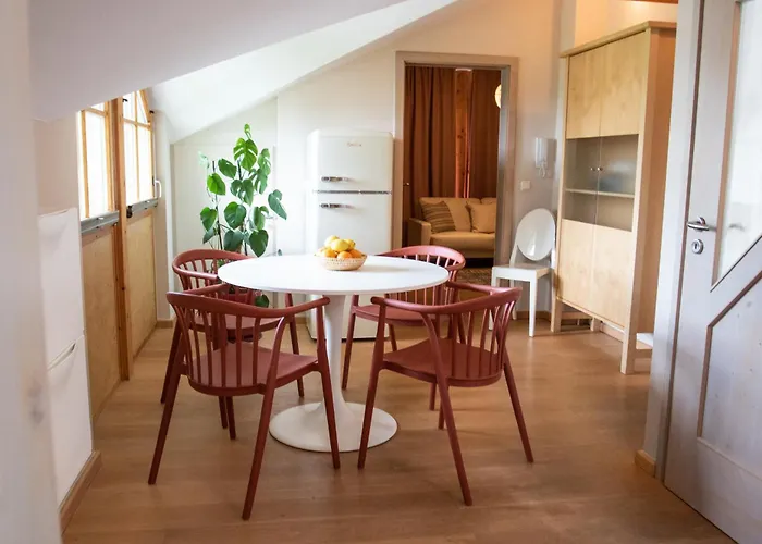 Apartment Chiemseenest - Romantische Am Chiemsee Mit Sommer Seezugang